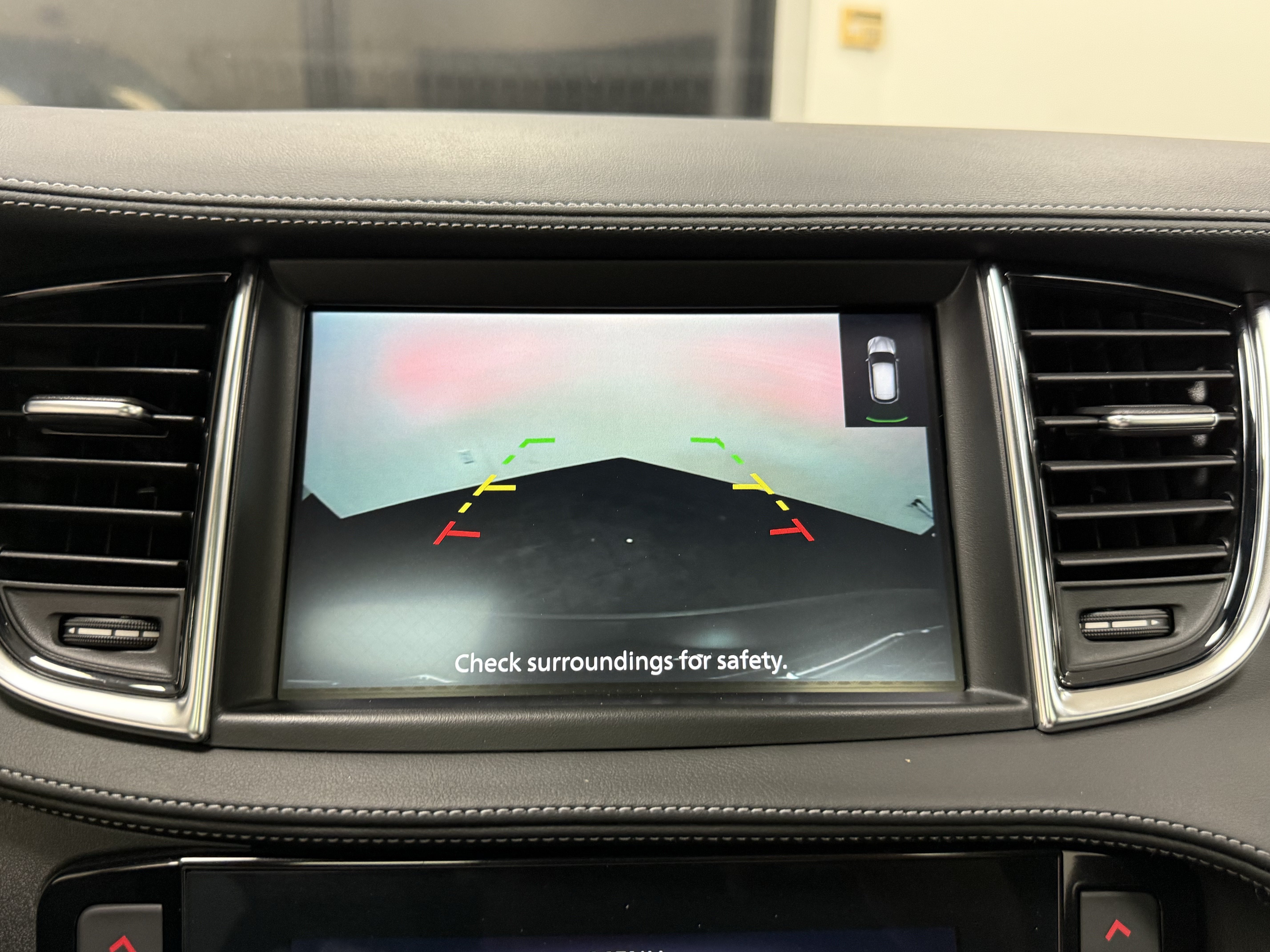 Certified 2024 INFINITI QX50 Luxe FWD image 24
