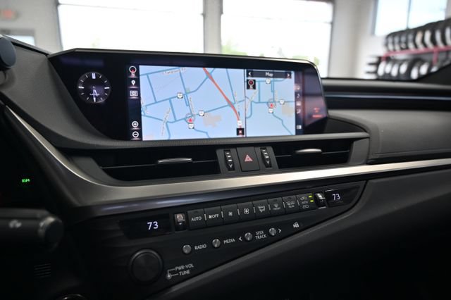 Used 2019 Lexus ES 350 w/ Accessory Package 2 FWD image 15