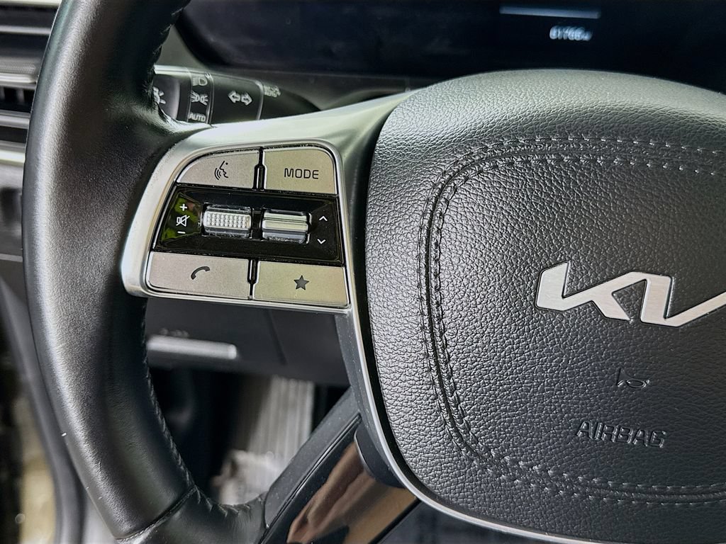 Used 2023 Kia Telluride S AWD/4WD image 21