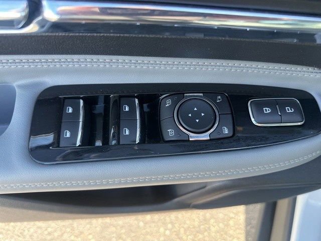 Used 2022 Lincoln Corsair Standard w/ Equipment Group 101A image 11