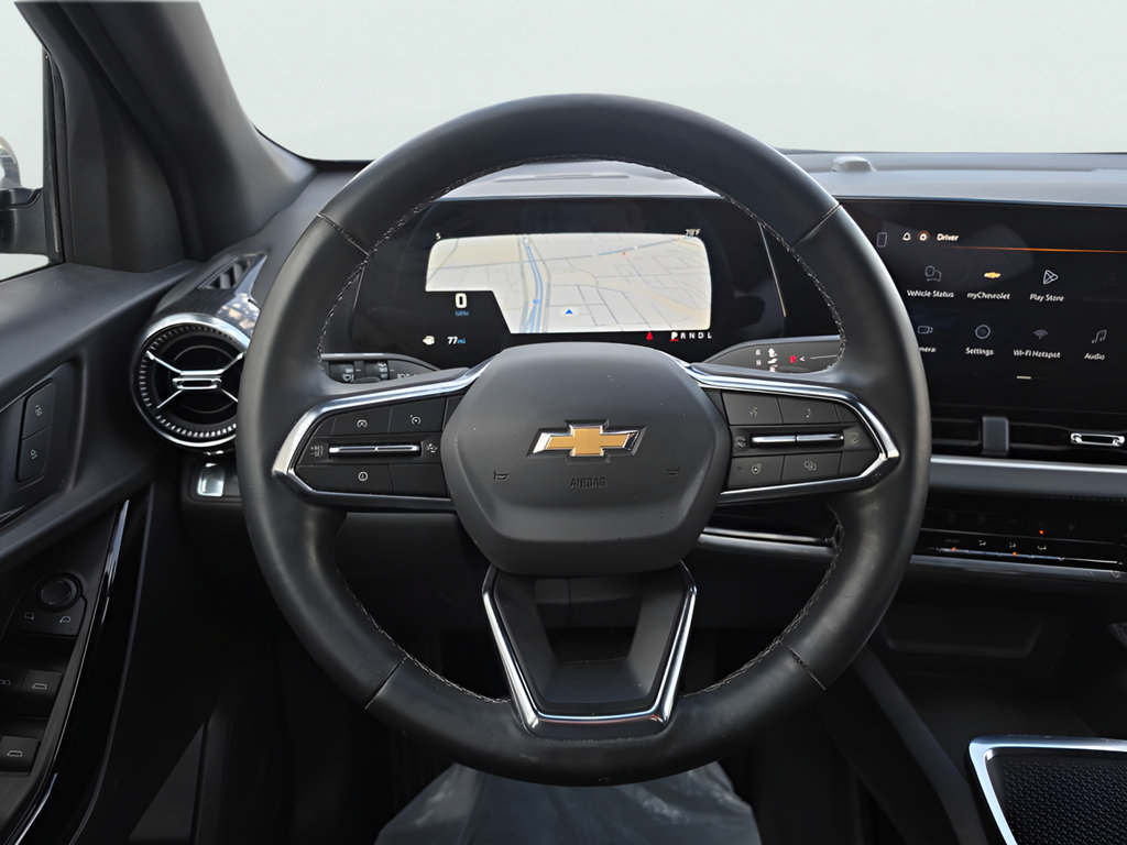 Used 2026 Chevrolet Equinox LT FWD image 17