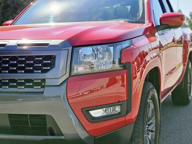 Certified 2025 Nissan Frontier SV w/ SV Convenience Package RWD image 8