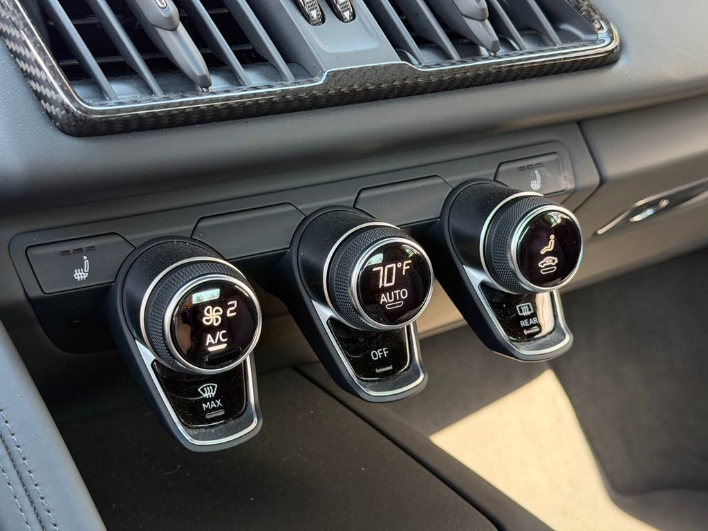 Used 2021 Audi R8 V10 image 23