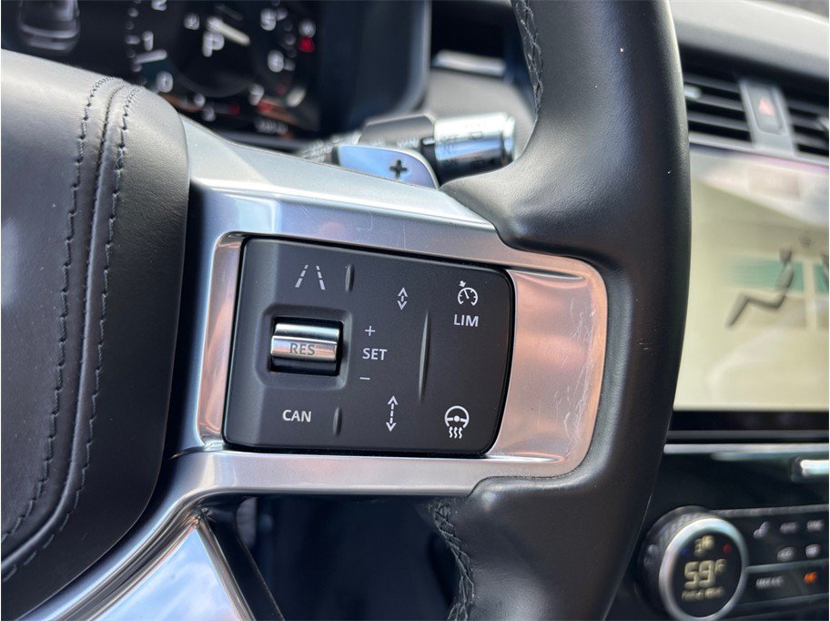 Used 2021 Land Rover Discovery HSE R-Dynamic AWD/4WD image 32