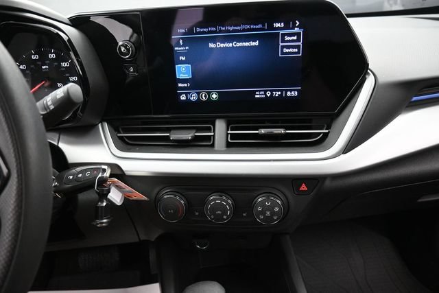 Used 2024 Chevrolet Trax LS w/ LS Convenience Package FWD image 10