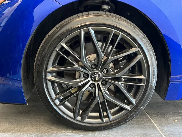 Used 2025 Lexus IS 500 RWD image 9