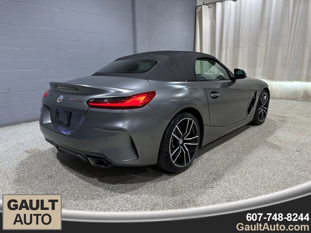Certified 2023 BMW Z4 M40i w/ Premium Package image 4