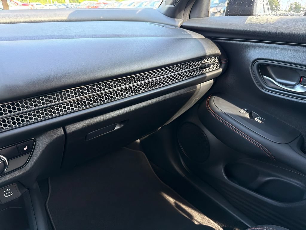 Used 2025 Honda HR-V Sport image 34