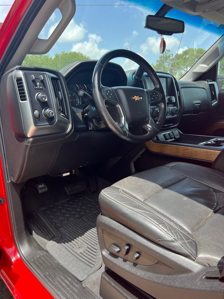 Used 2019 Chevrolet Silverado 2500 LTZ AWD/4WD image 5