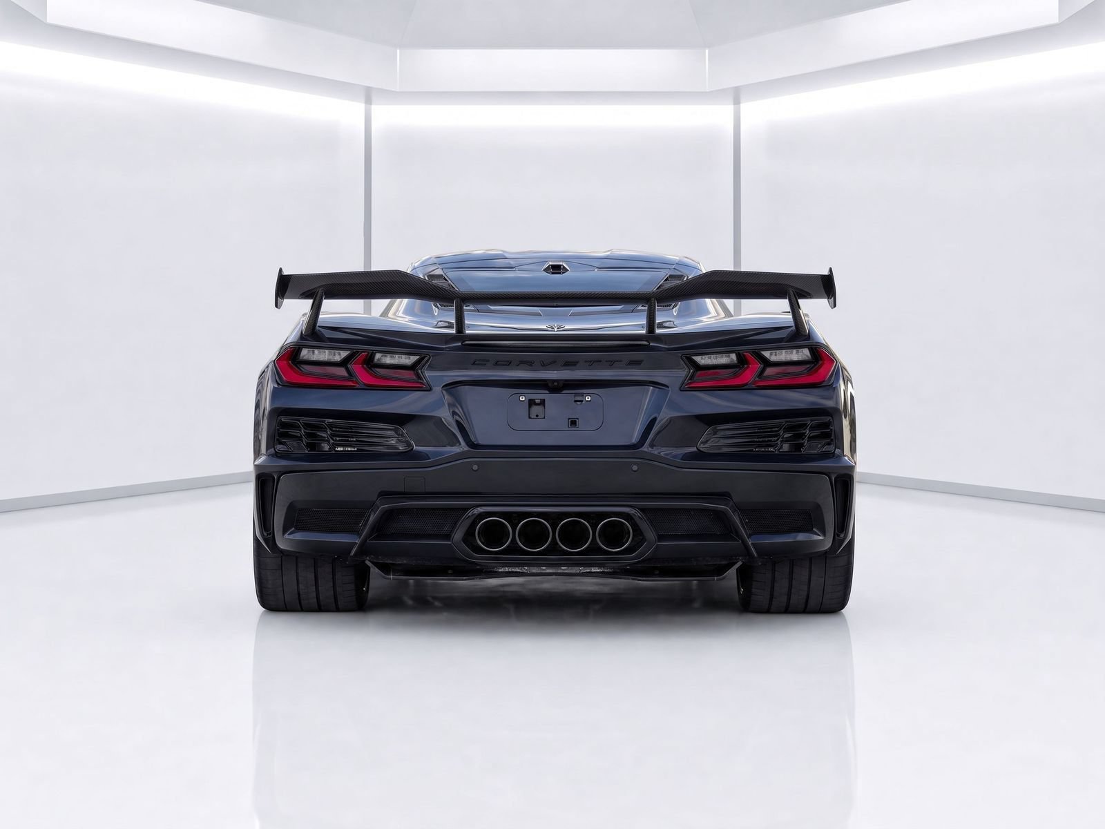 Used 2023 Chevrolet Corvette Z06 RWD image 4