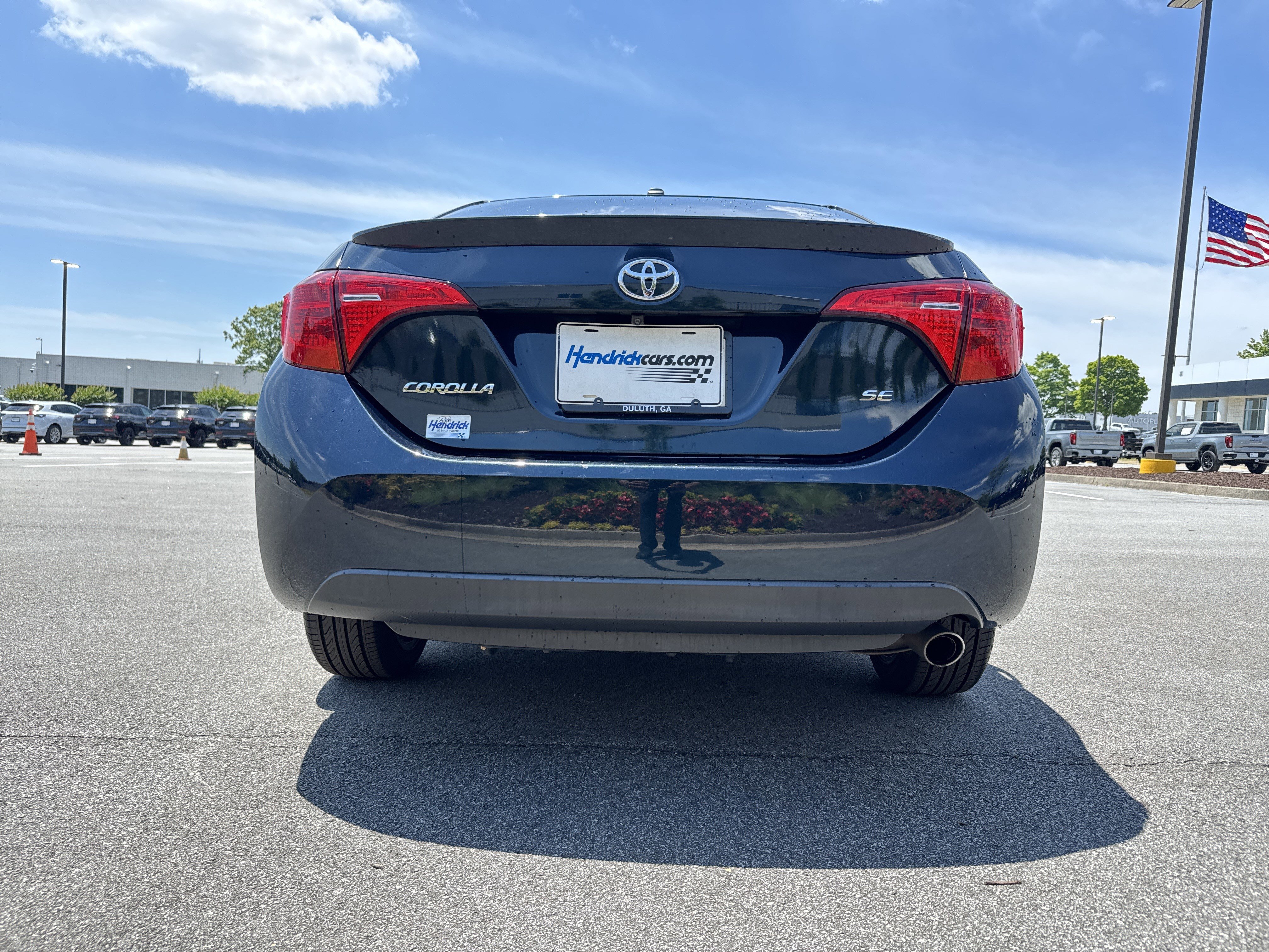 Used 2019 Toyota Corolla SE w/ SE Premium Package FWD image 9