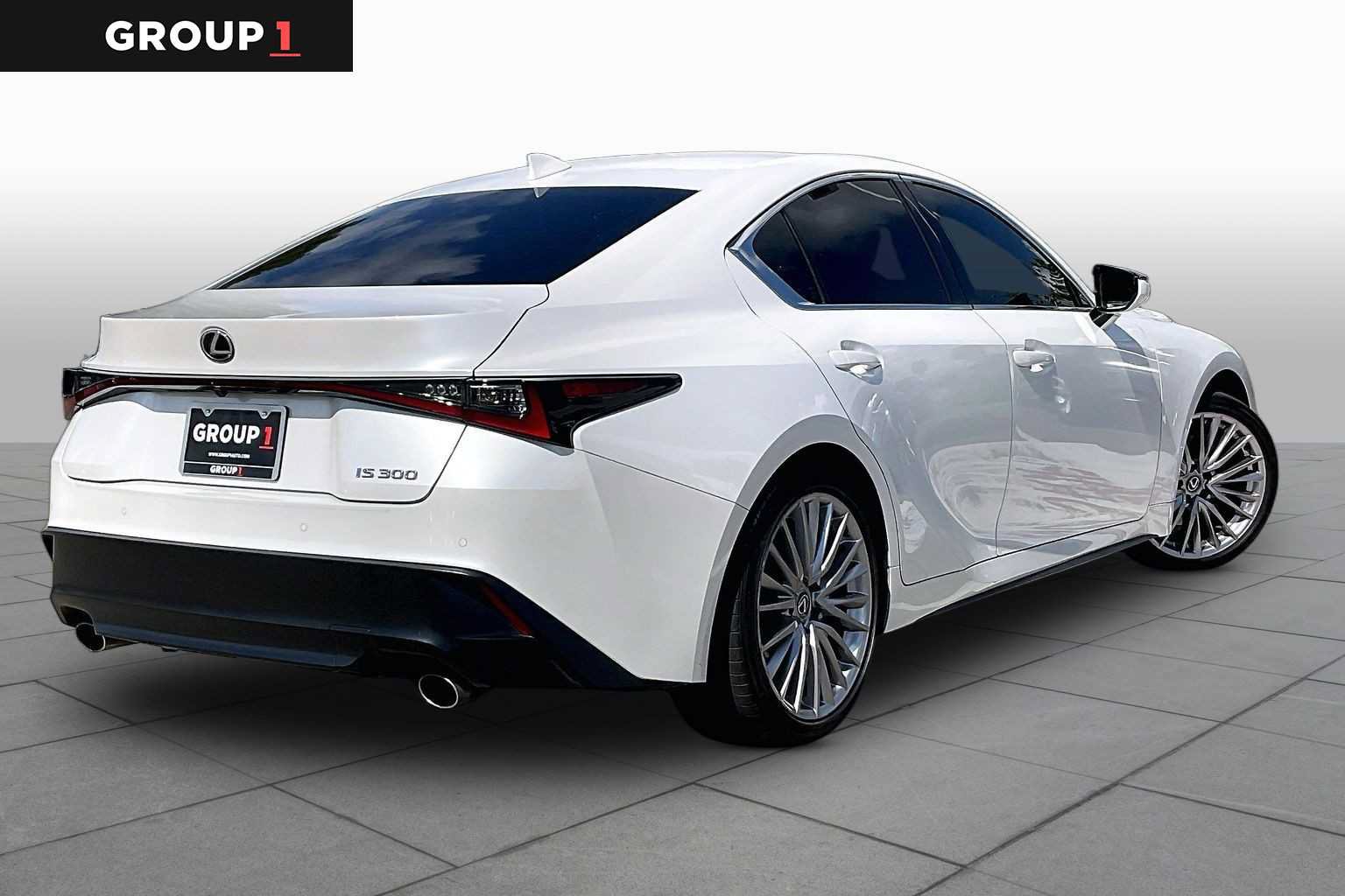 Used 2024 Lexus IS 300 w/ Premium Package RWD image 11