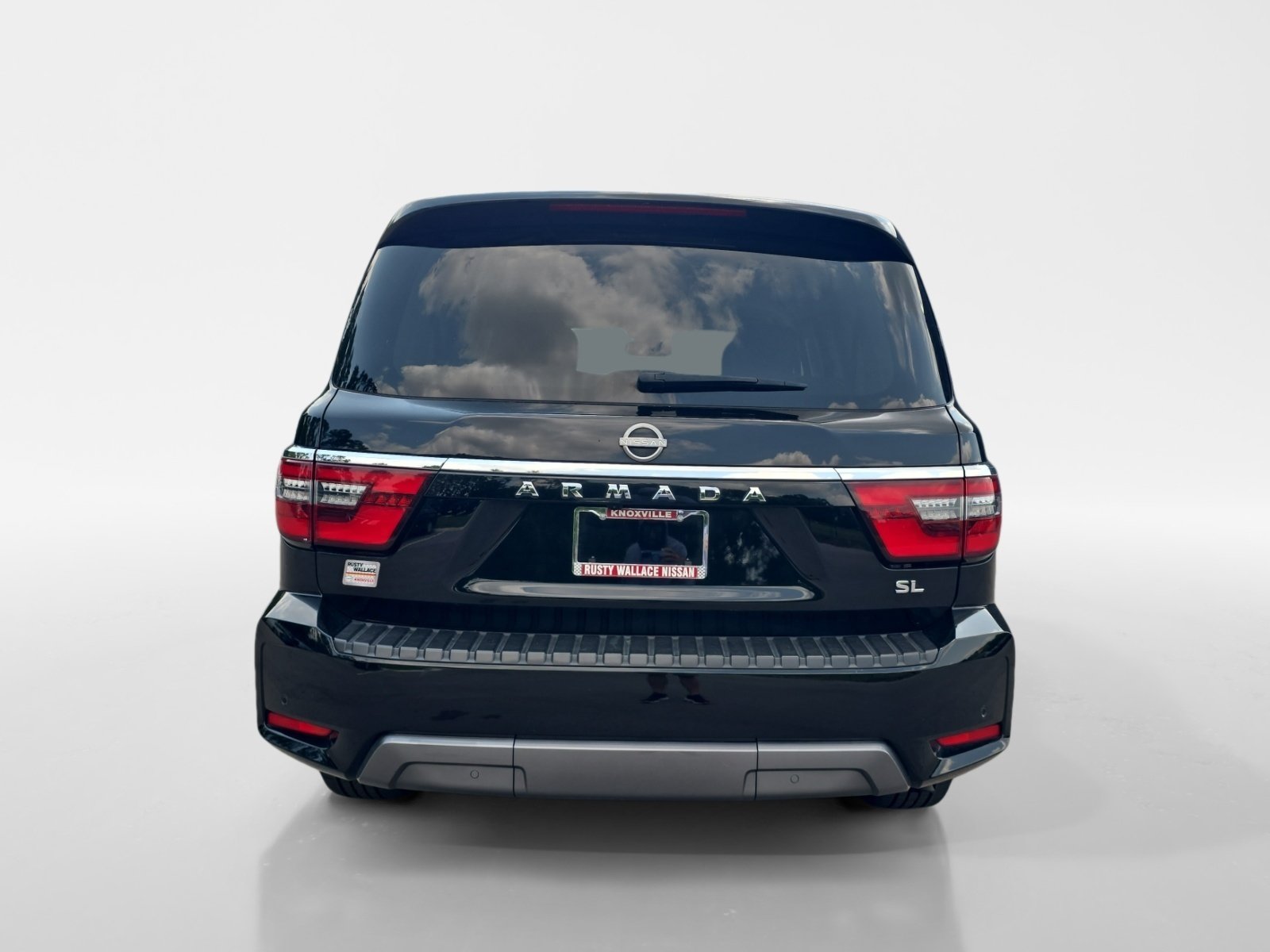 Certified 2024 Nissan Armada SL w/ Captain's Chairs Package AWD/4WD image 4