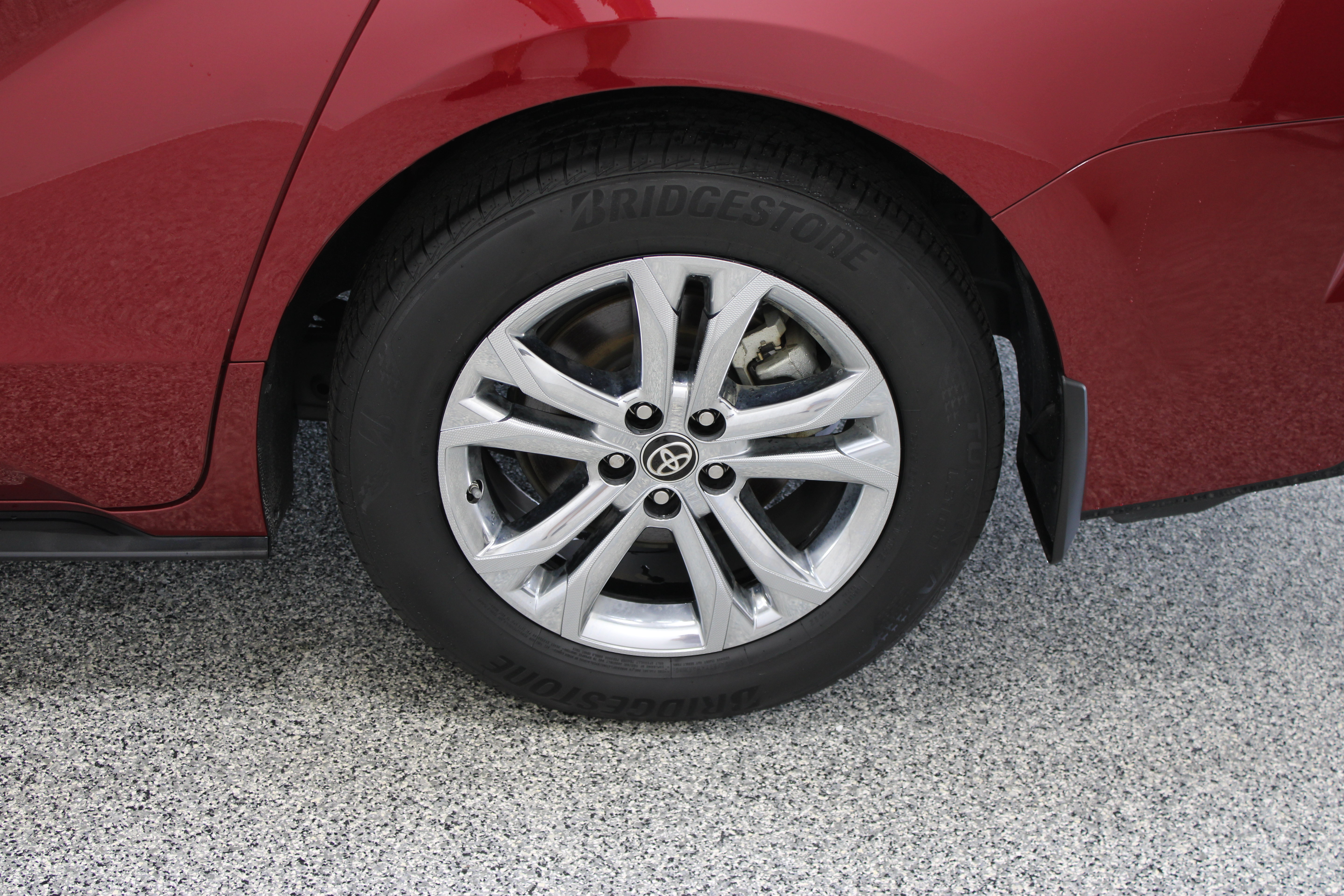 Used 2024 Toyota Sienna Platinum AWD/4WD image 10
