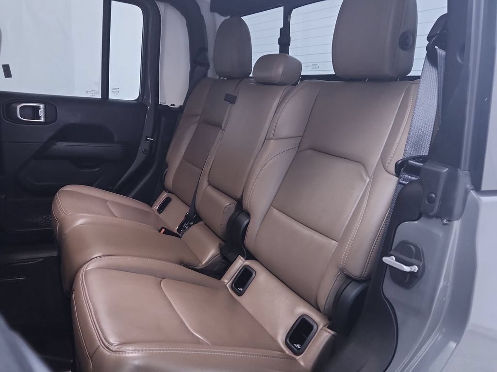 Used 2020 Jeep Gladiator Rubicon AWD/4WD image 22
