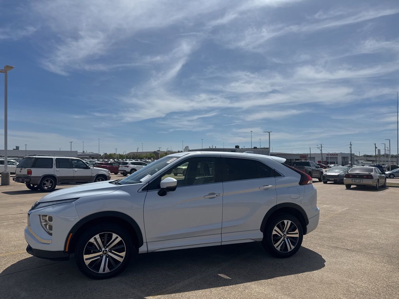 Used 2025 Mitsubishi Eclipse Cross SEL image 11