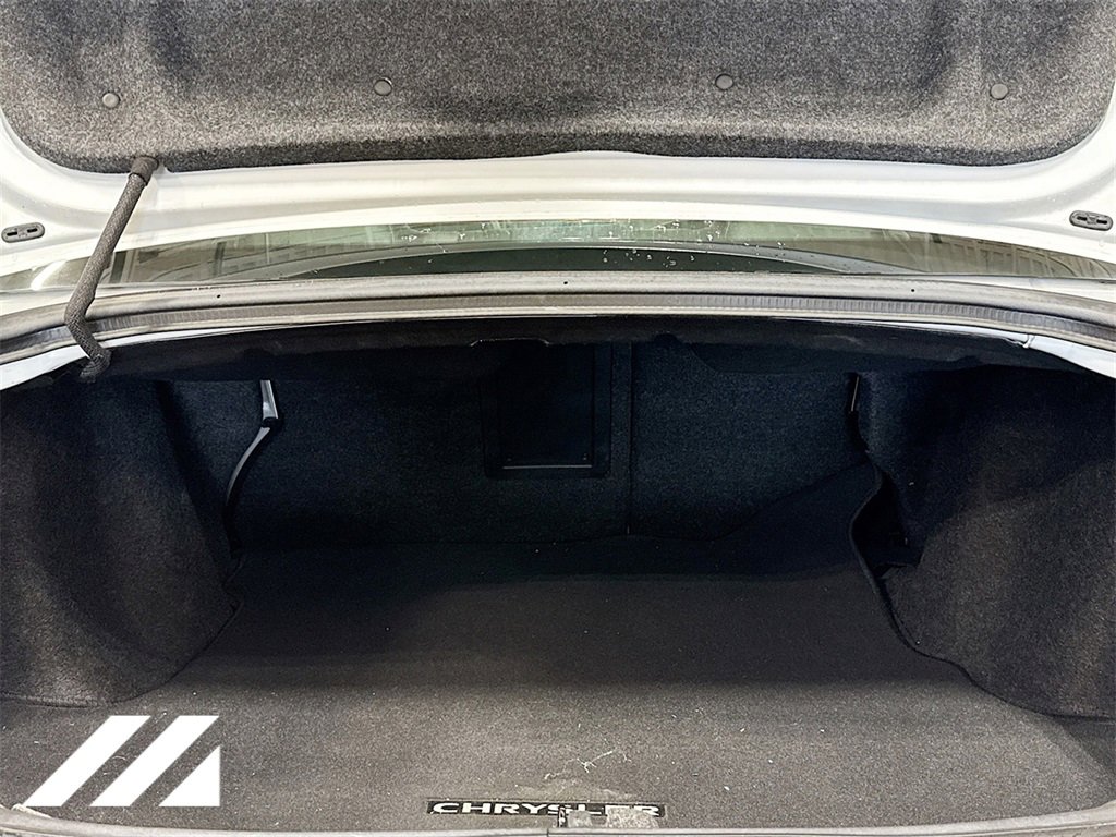 Used 2013 Chrysler 200 Limited image 24