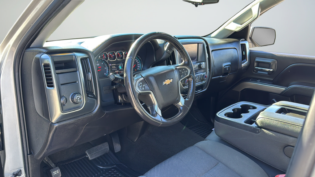 Used 2018 Chevrolet Silverado 1500 LT w/ All Star Edition RWD image 23