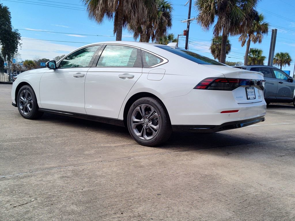 New 2025 Honda Accord EX-L image 3