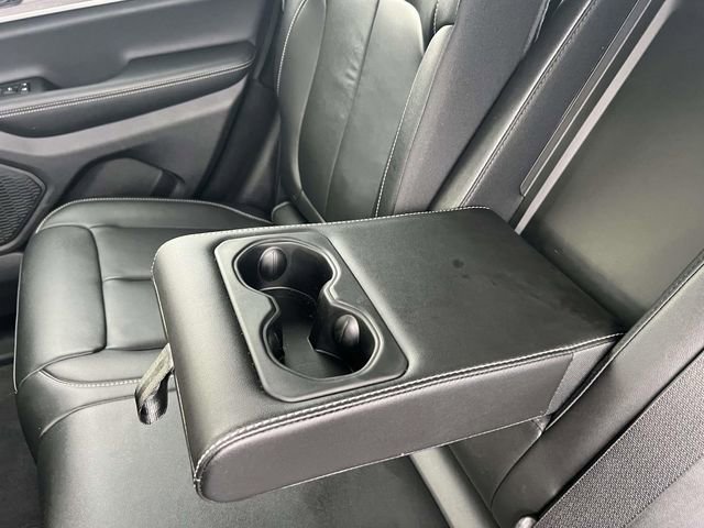 Certified 2023 Jeep Grand Cherokee Limited image 17