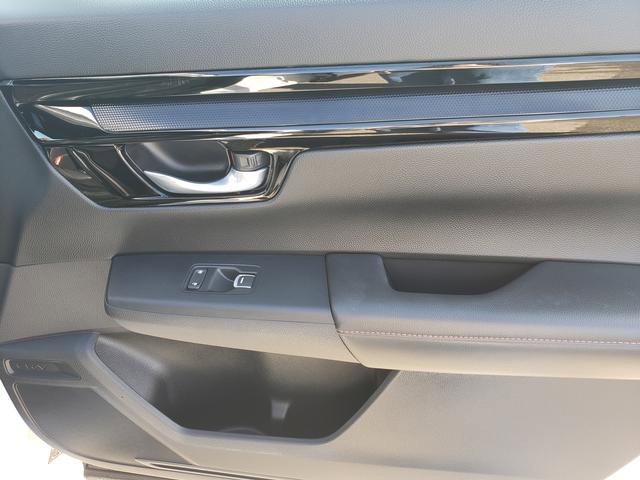 Used 2024 Honda CR-V Sport Touring image 17