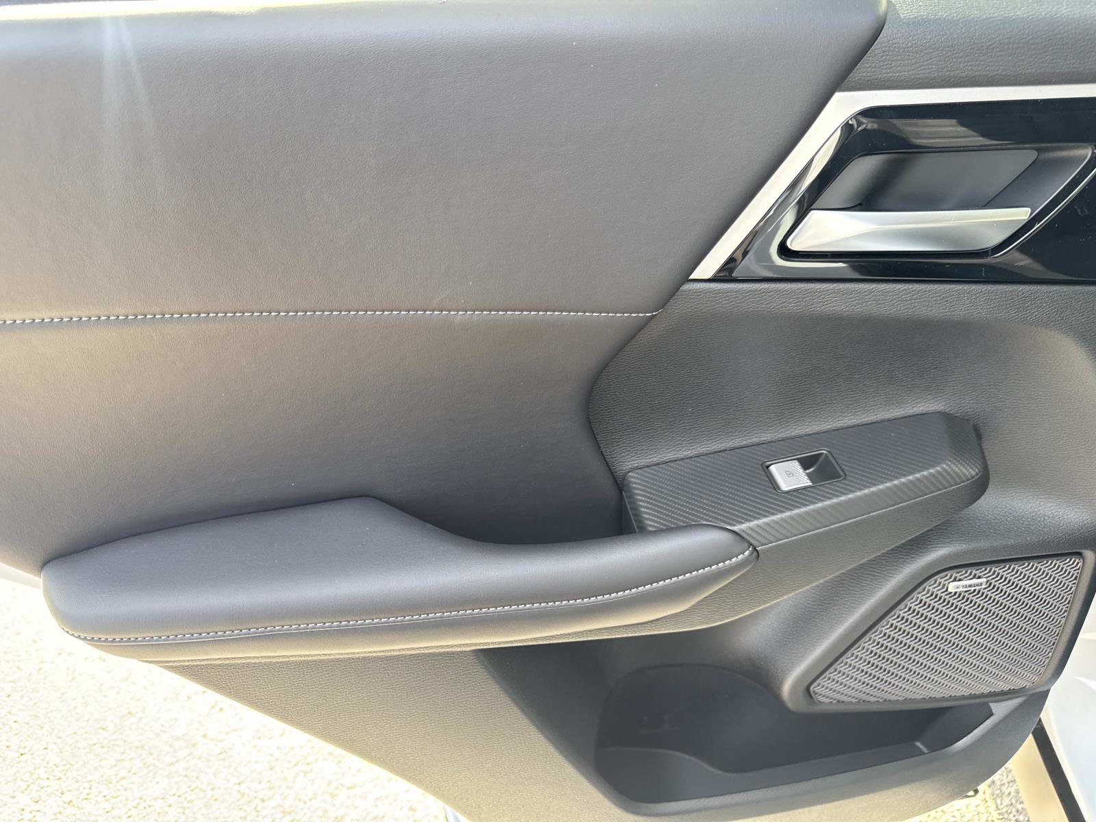 New 2026 Mitsubishi Outlander AWD image 11