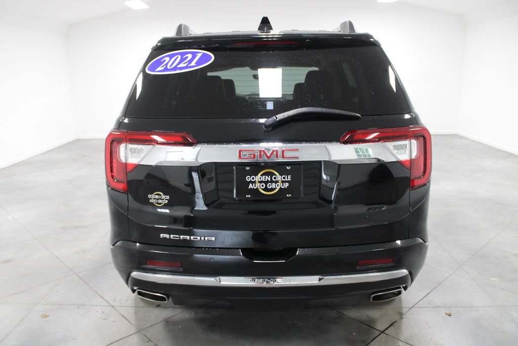 Used 2021 GMC Acadia Denali w/ Denali Technology Package FWD image 8