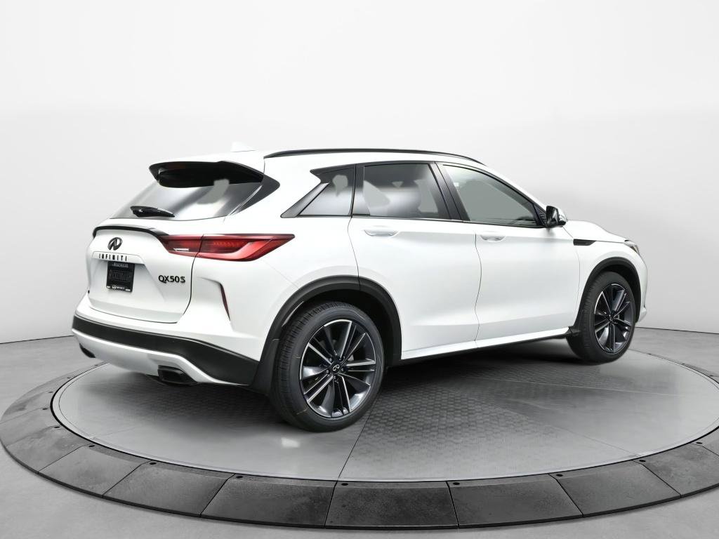 New 2025 INFINITI QX50 Sport image 7