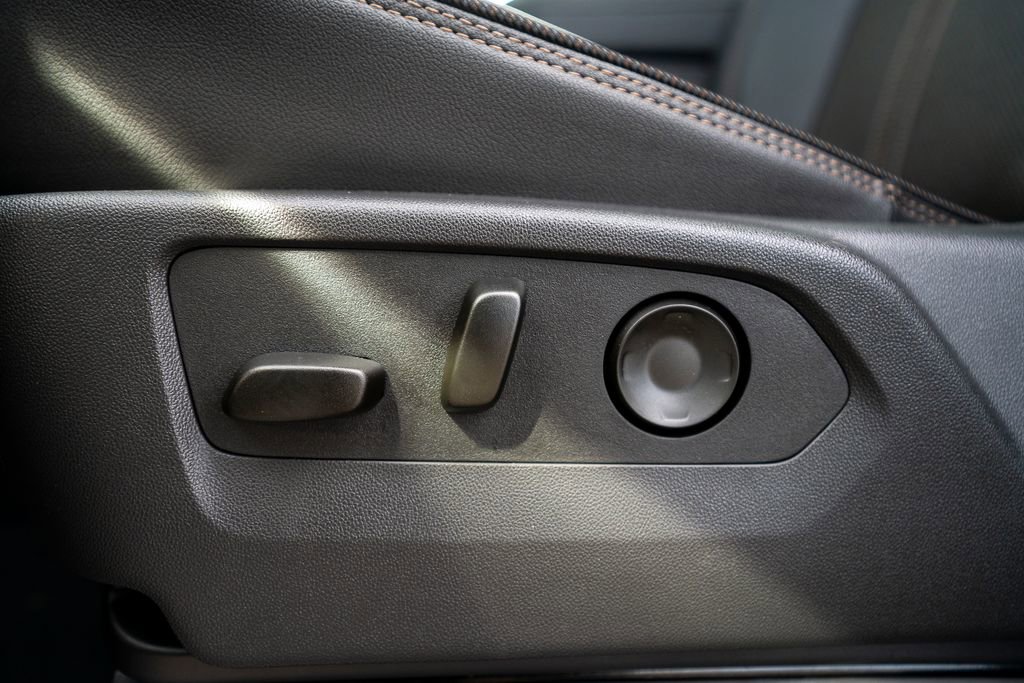 New 2026 Chevrolet Tahoe High Country image 25