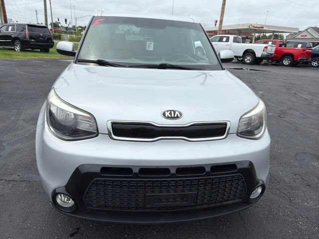 Used 2016 Kia Soul + FWD image 2