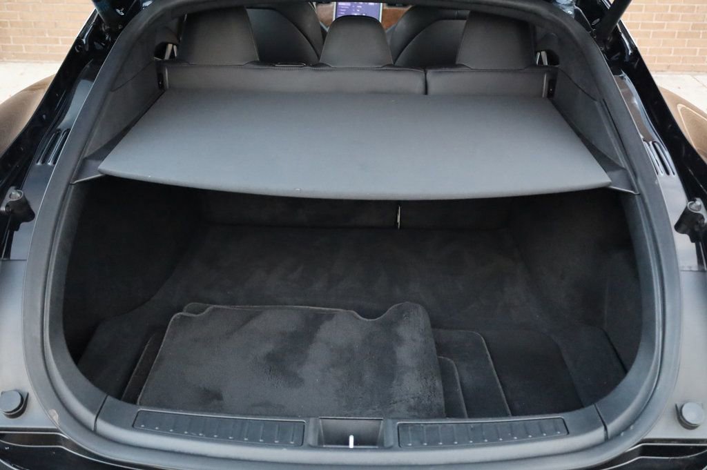 Used 2020 Tesla Model S Long Range Plus image 12