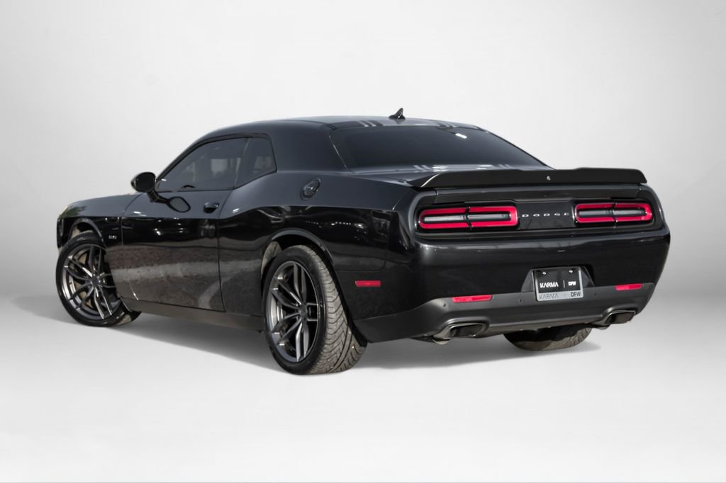 Used 2018 Dodge Challenger R/T Plus image 7