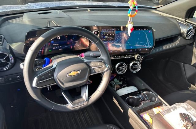 Used 2024 Chevrolet Blazer EV LT AWD/4WD image 4