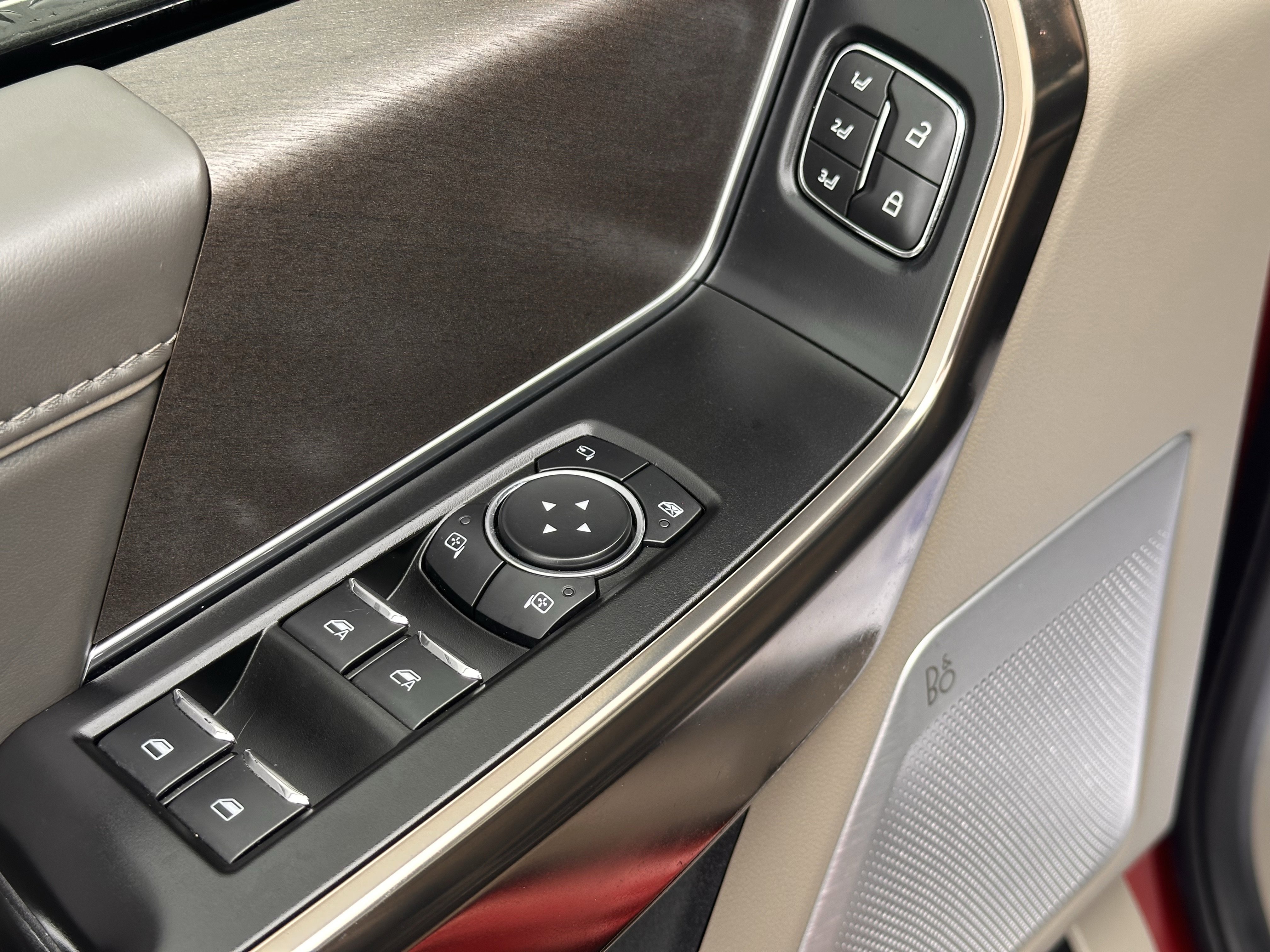 Used 2024 Ford F150 Platinum w/ Equipment Group 703A Plus image 5