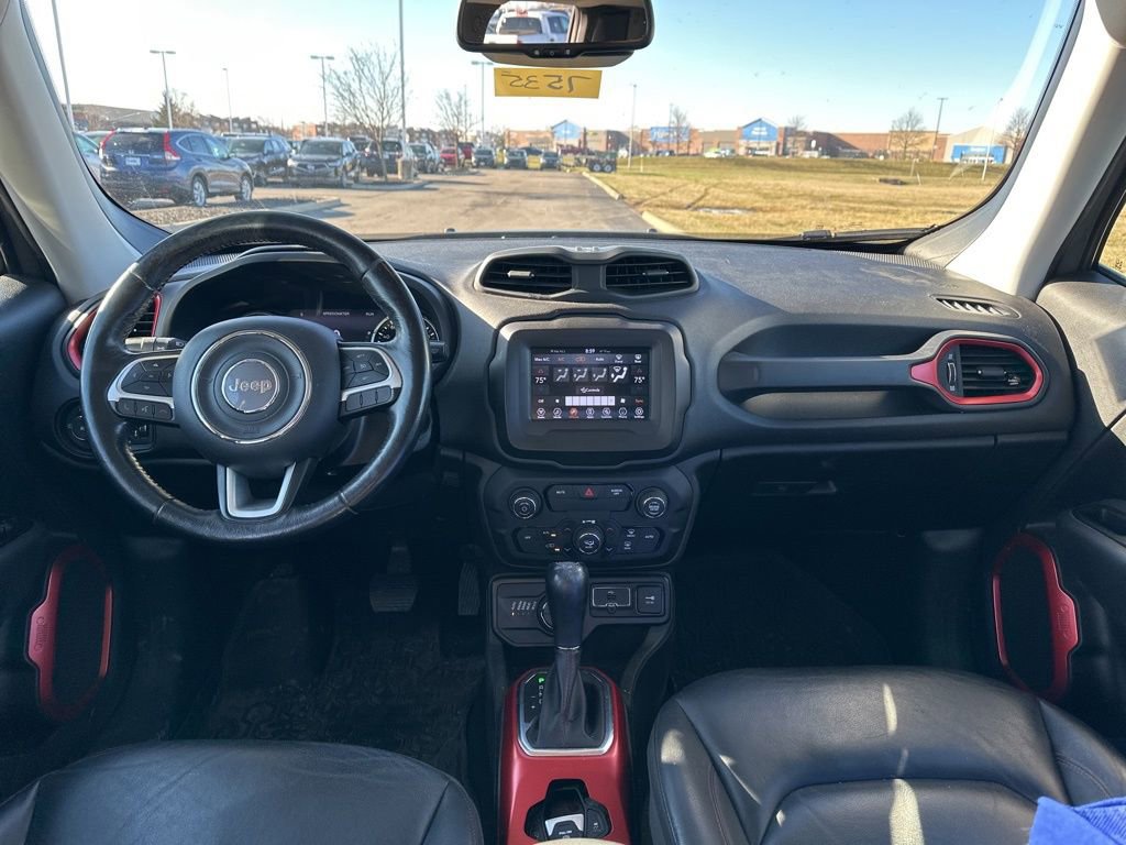 Used 2020 Jeep Renegade Trailhawk w/ Premium Leather Group image 18