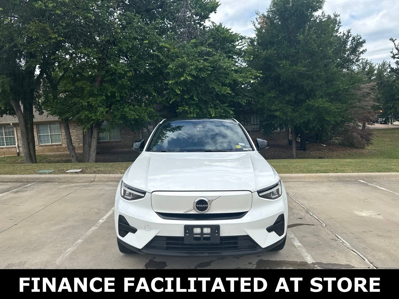 Certified 2023 Volvo C40 Recharge Core AWD/4WD image 2