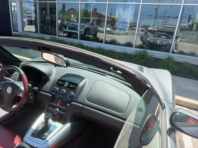 Used 2007 Saturn Sky w/ Premium Trim Pkg RWD image 18