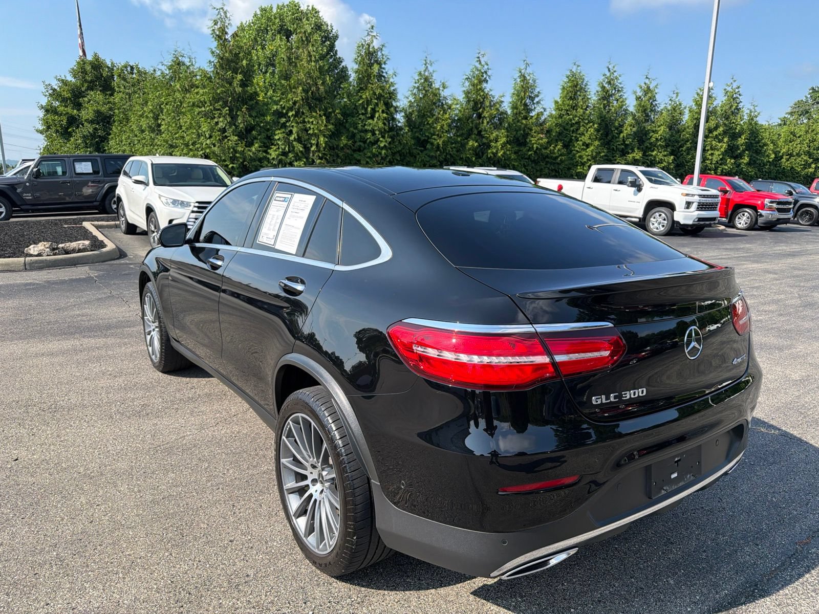 Used 2019 Mercedes-Benz GLC 300 4MATIC Coupe image 3