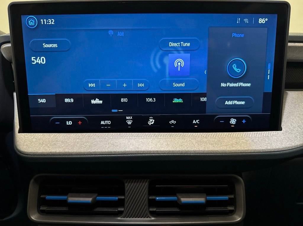 New 2025 Ford Maverick XLT image 8