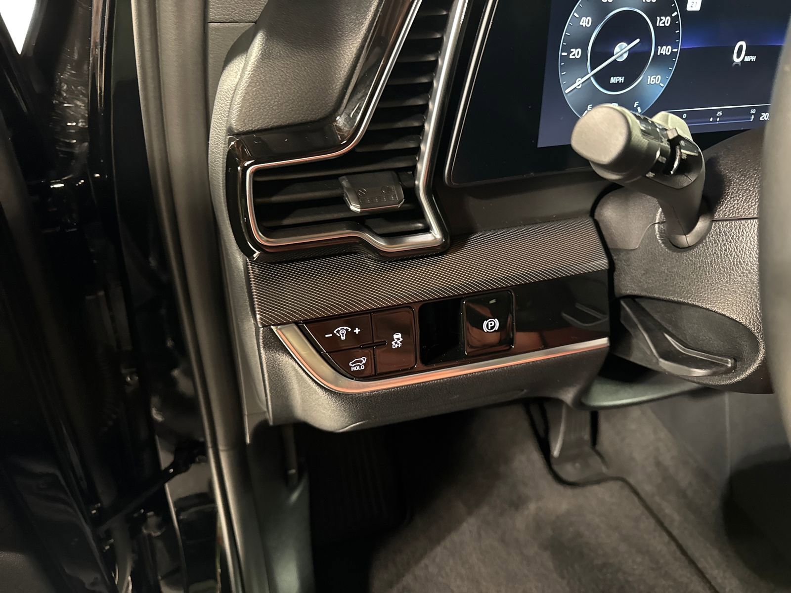 Certified 2024 Kia Sportage SX AWD/4WD image 17