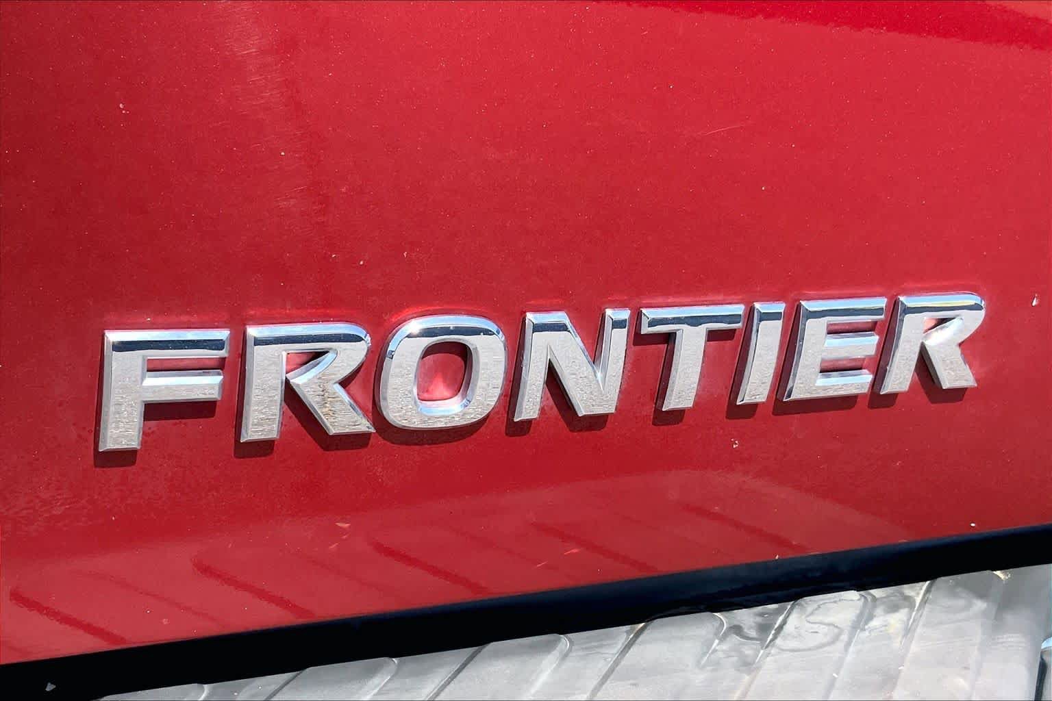 Used 2016 Nissan Frontier SV w/ SV Value Truck Package AWD/4WD image 31