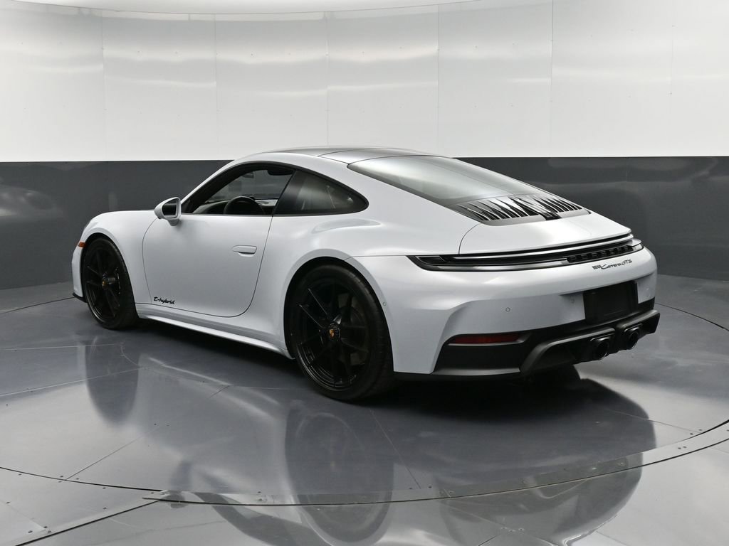 New 2026 Porsche 911 Carrera GTS image 3