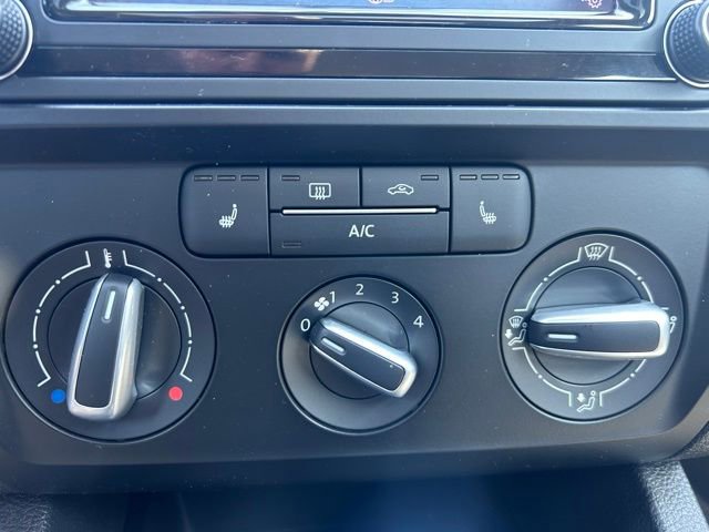 Used 2016 Volkswagen Jetta SE image 22