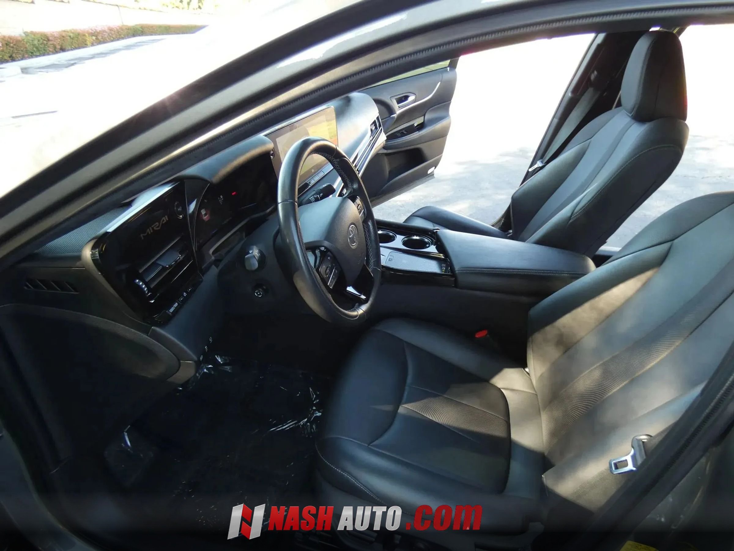 Used 2023 Toyota Mirai w/ Advanced Technology Package RWD image 43