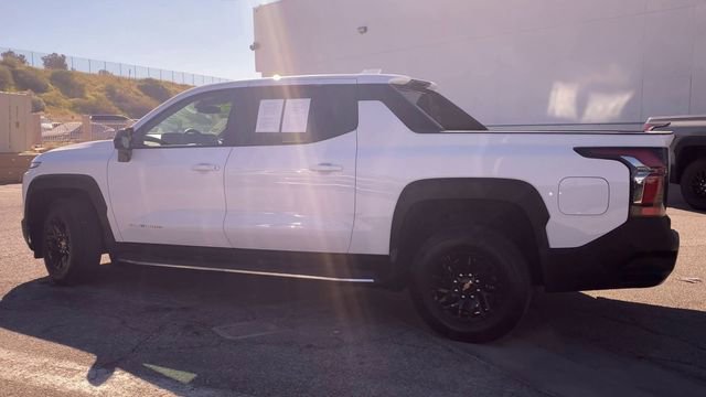 Certified 2026 Chevrolet Silverado EV LT image 6