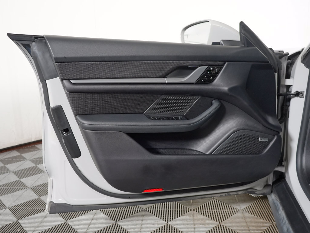 Certified 2021 Porsche Taycan 4S AWD/4WD image 17
