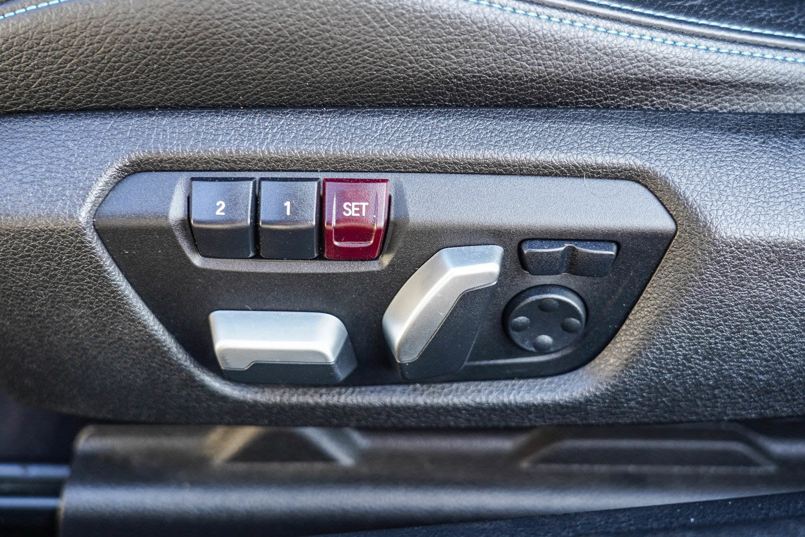 Used 2016 BMW M2 image 27