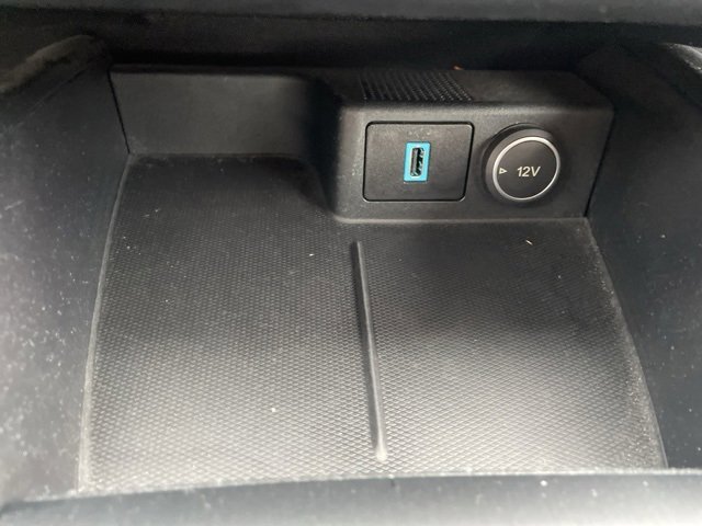 Used 2020 Ford Escape SE image 27