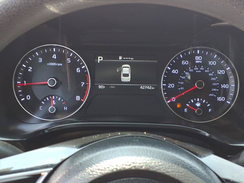 Used 2023 Kia Forte LXS FWD image 25