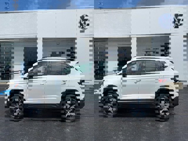 New 2025 Volkswagen Taos S image 13